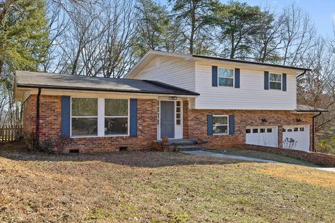 Tiny photo for 4508 Cloverdale Loop, Hixson, TN 37343 (MLS # 1528580)