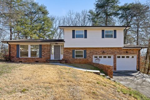 Photo of 4508 Cloverdale Loop, Hixson, TN 37343 (MLS # 1528580) Photo of 4508 Cloverdale Loop, Hixson, TN 37343 (MLS # 1528580)