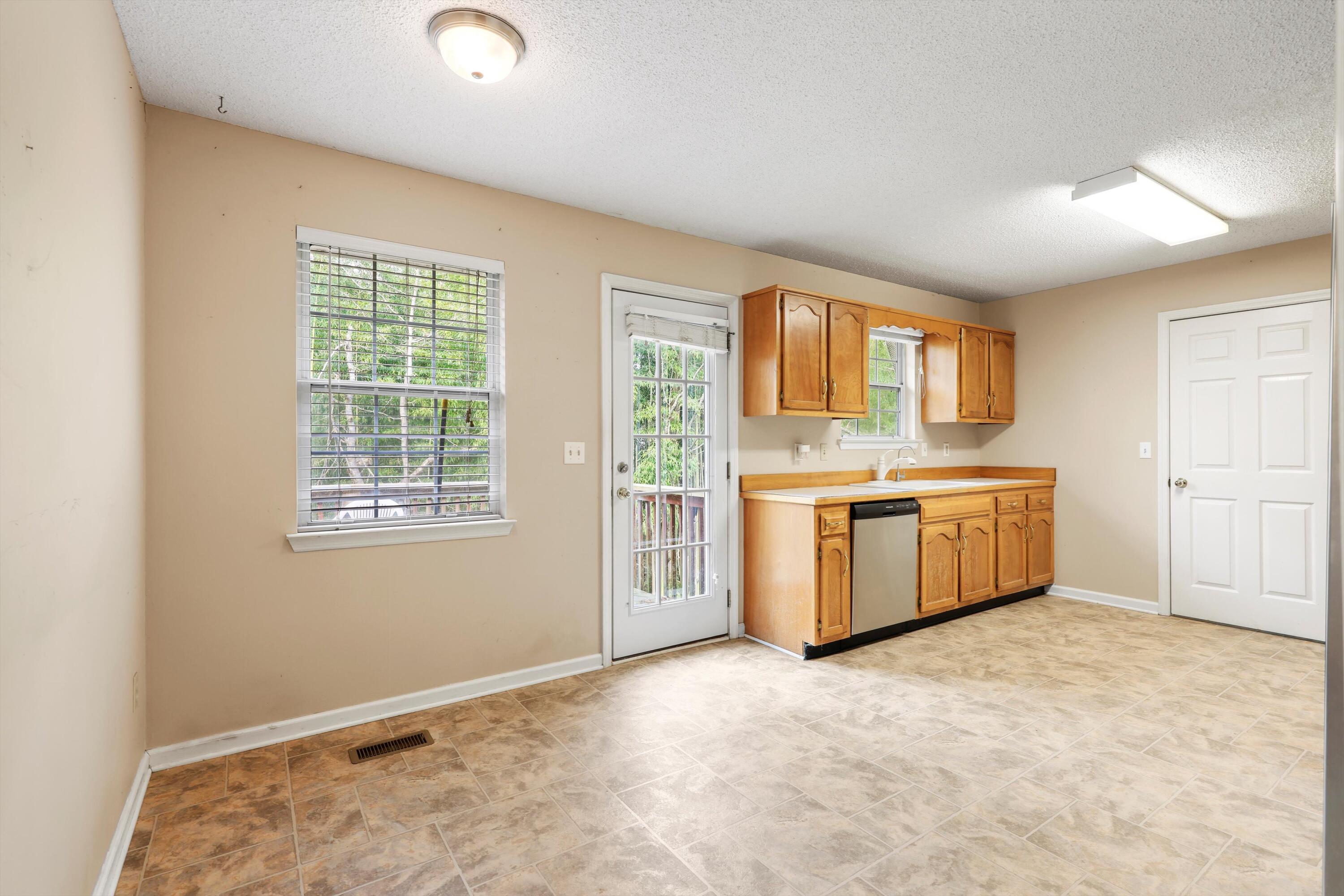 1132 Woodsage Drive, Soddy Daisy, Tennessee image 11
