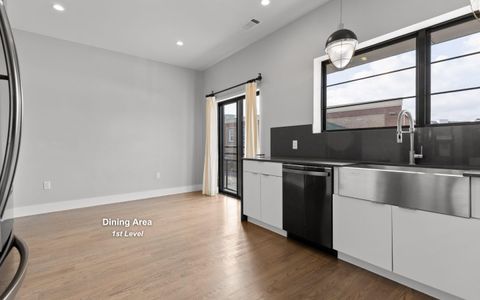 Tiny photo for 157 Woodland Avenue, Chattanooga, TN 37405 (MLS # 1526487)