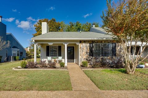 Photo of 6761 Hickory Creek Road, Chattanooga, TN 37421 (MLS # 1523433)