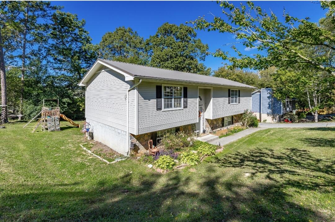 5439 Village Garden Drive, Ooltewah, Tennessee image 3