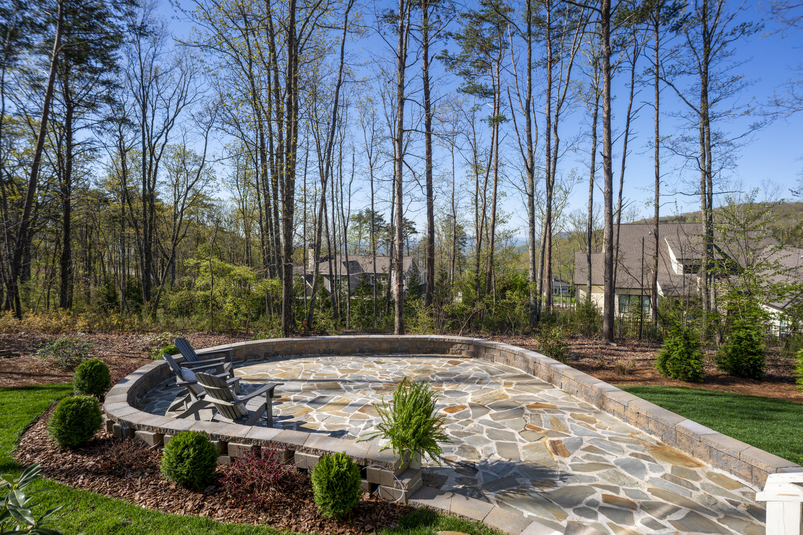 1375 Wintergreen Lane, Signal Mountain, Tennessee image 47