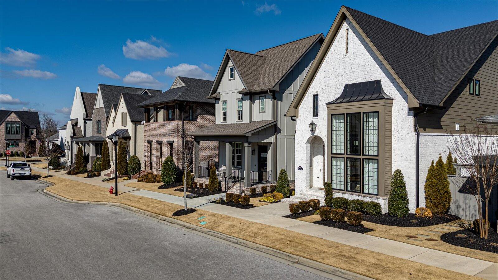 9423 Purbeck Lane, Ooltewah, Tennessee image 3