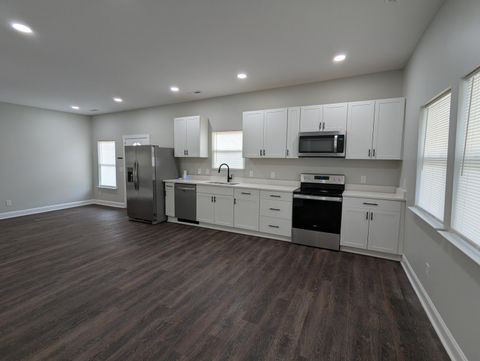 Tiny photo for 2409 12th Avenue, Chattanooga, TN 37407 (MLS # 1527645)