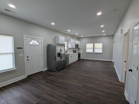 Tiny photo for 2409 12th Avenue, Chattanooga, TN 37407 (MLS # 1527645)