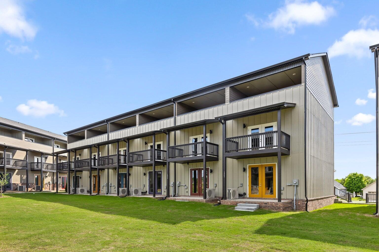 Chattanooga, Tennessee 37421, United States, 3 Bedrooms Bedrooms, ,3 BathroomsBathrooms,Residential,Active,157274