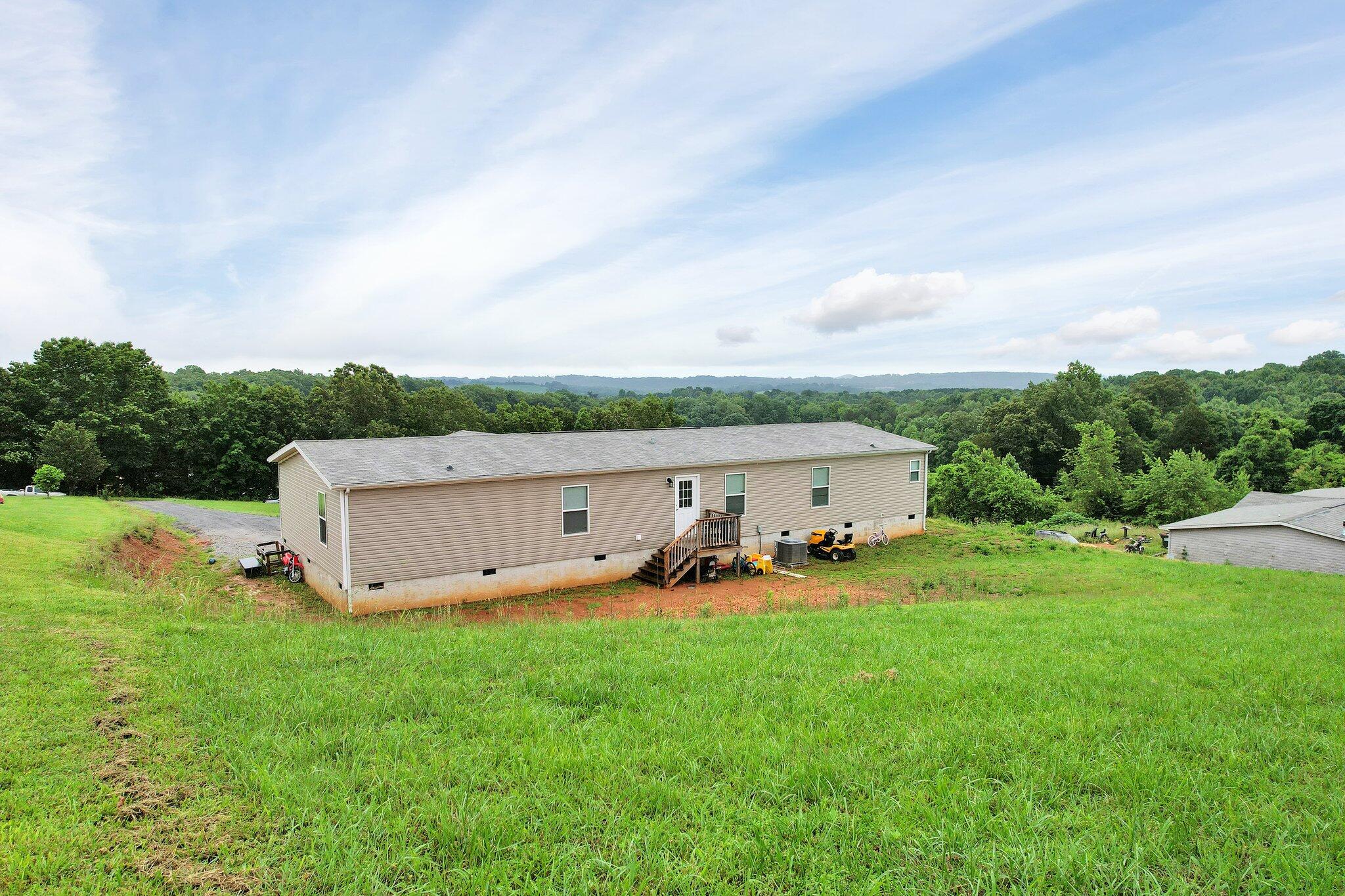 Sweetwater, Tennessee 37874, United States, 4 Bedrooms Bedrooms, ,2 BathroomsBathrooms,Residential,Active,228684