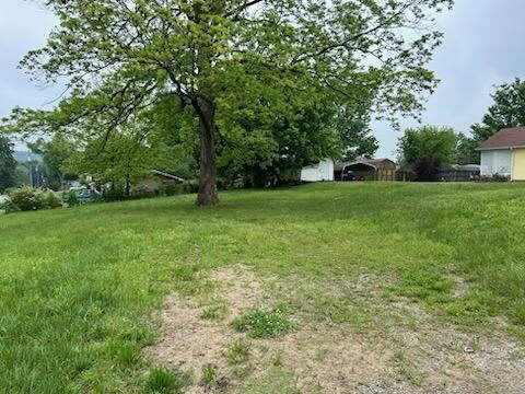 9212 Dayton Pike, Soddy Daisy, Tennessee image 2
