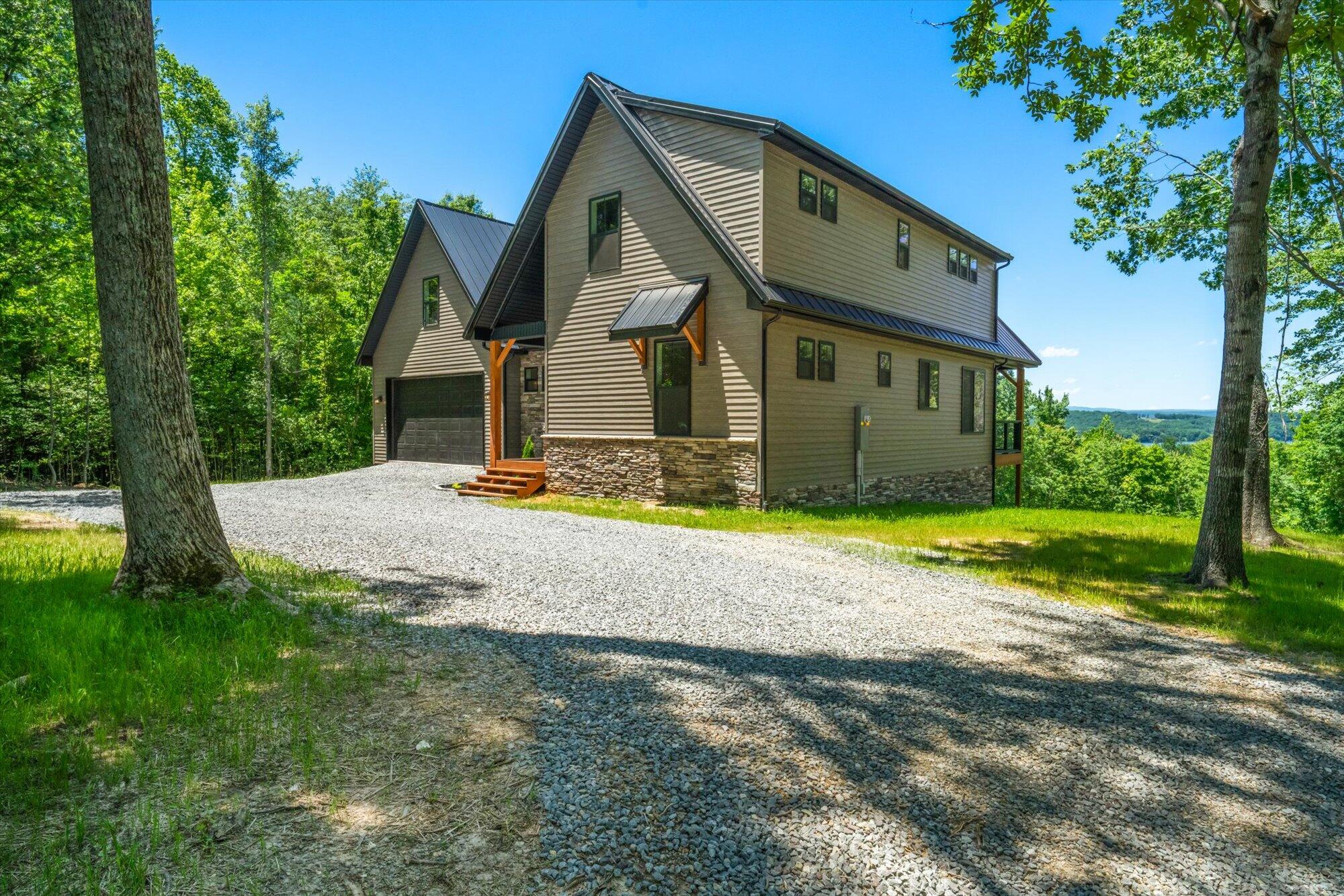 597 Goins Hill Road, Ten Mile, Tennessee image 1