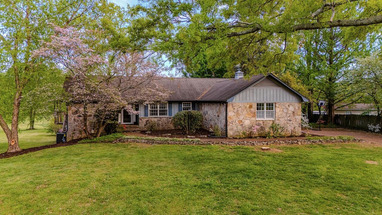 2410 Inverness Drive, Cleveland, Tennessee image 1