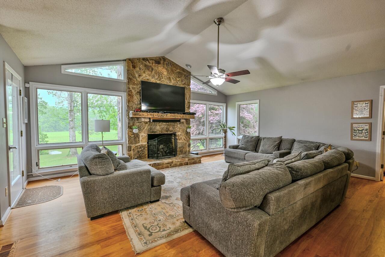 2410 Inverness Drive, Cleveland, Tennessee image 10