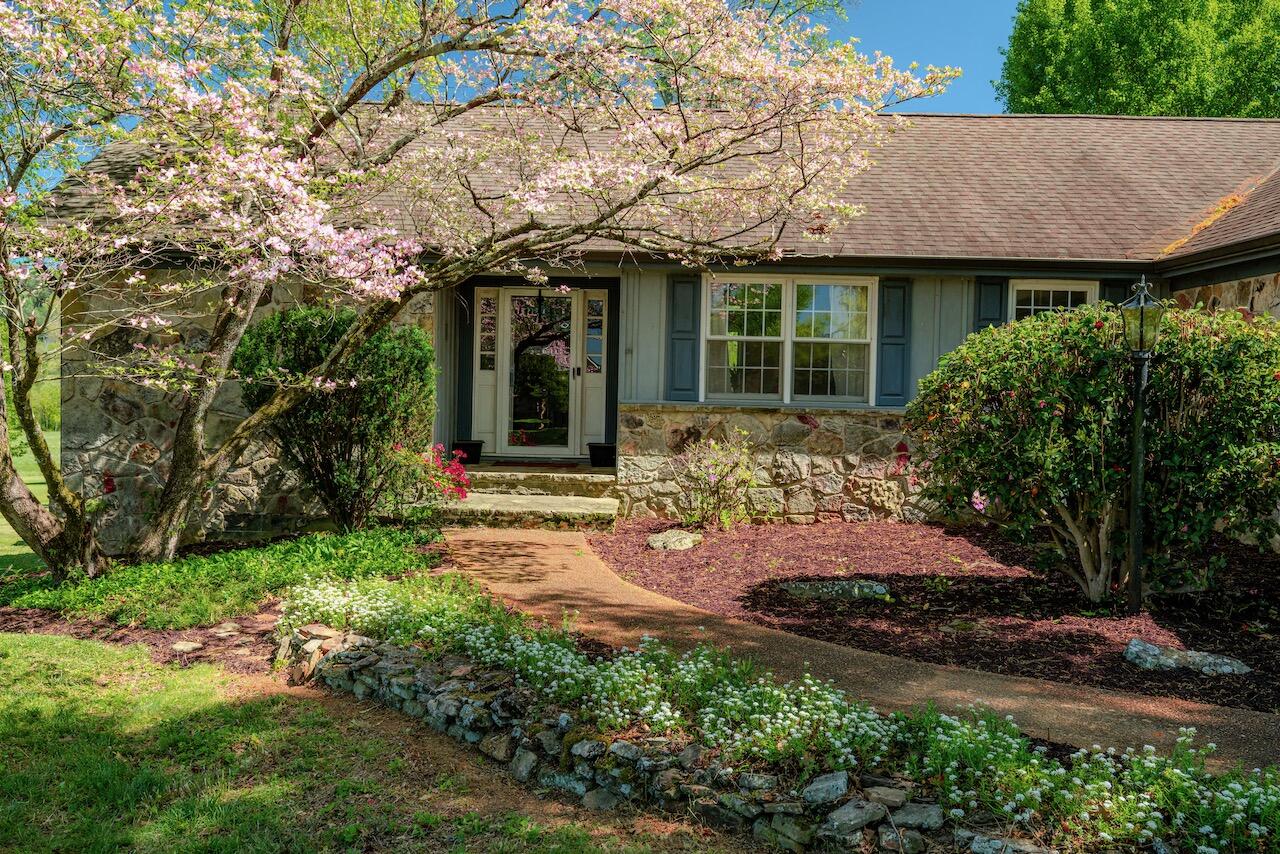 2410 Inverness Drive, Cleveland, Tennessee image 6