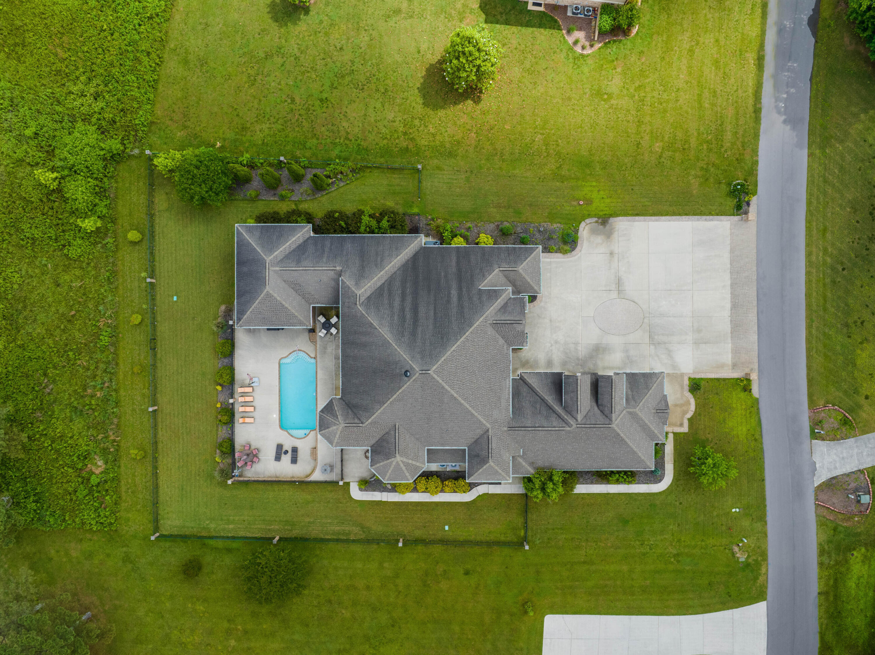 594 Castle Drive, Trenton, Georgia image 10