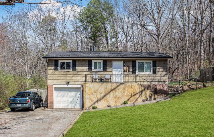 470 Sevier Street, Hixson, Tennessee image 1
