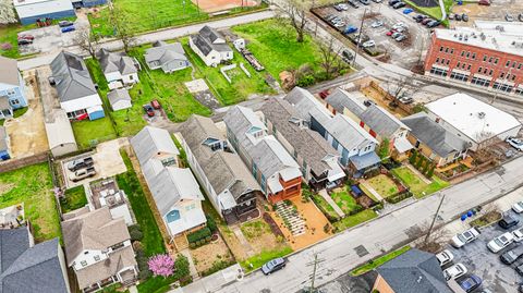 Tiny photo for 388 Harper Street, Chattanooga, TN 37405 (MLS # 1530357)