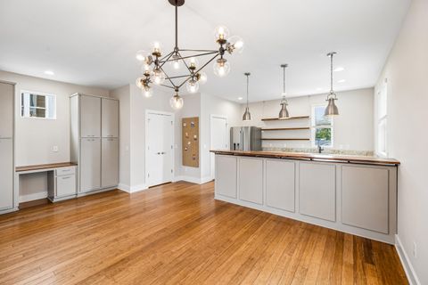 Tiny photo for 388 Harper Street, Chattanooga, TN 37405 (MLS # 1530357)