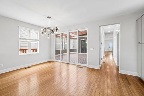 Tiny photo for 388 Harper Street, Chattanooga, TN 37405 (MLS # 1530357)