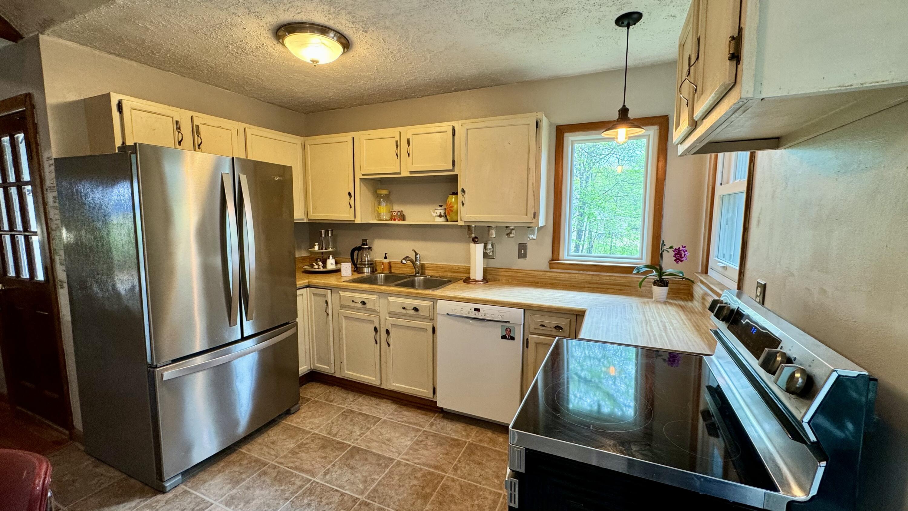 372 Abby Lane, Dayton, Tennessee image 7