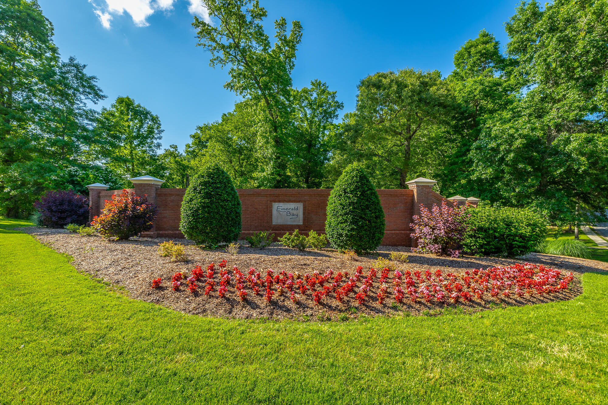12541 Emerald Bay Drive, Soddy Daisy, Tennessee image 1