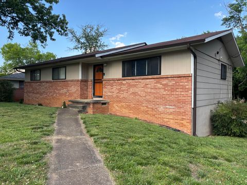 Photo of 6634 Gary Lane, Chattanooga, TN 37421 (MLS # 1535500)