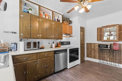 Tiny photo for 809 N Oakwood Street, Rossville, GA 30741 (MLS # 1530437)