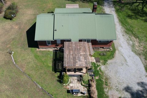 Tiny photo for 809 N Oakwood Street, Rossville, GA 30741 (MLS # 1530437)