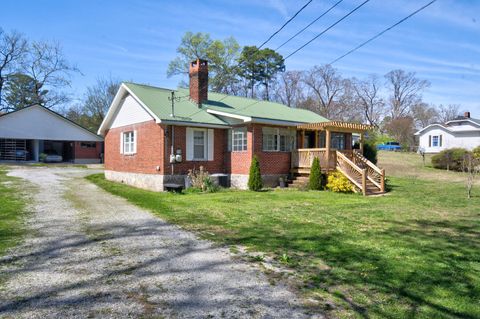 Photo of 809 N Oakwood Street, Rossville, GA 30741 (MLS # 1530437)