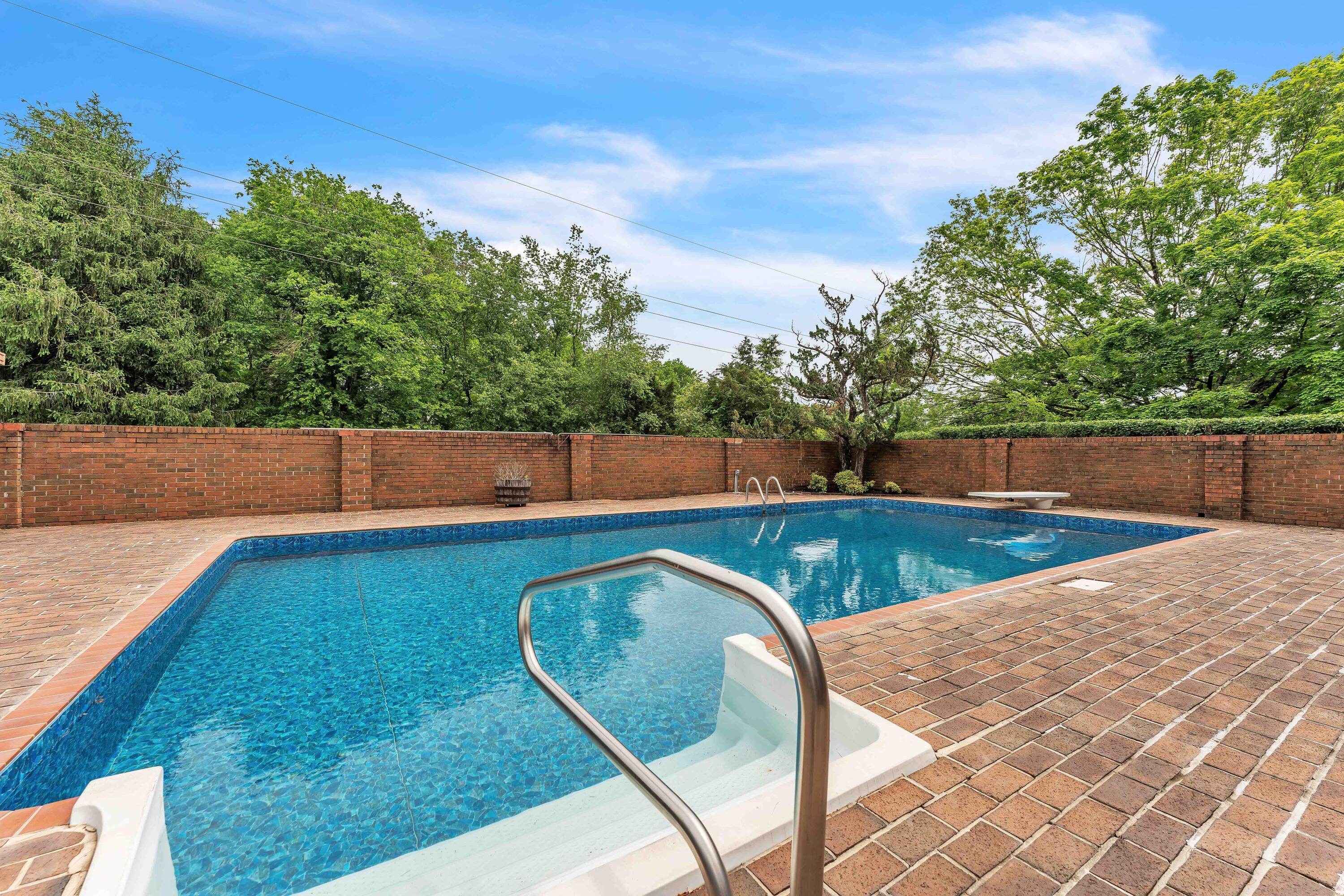 1020 Robin Hood Drive, Cleveland, Tennessee image 3