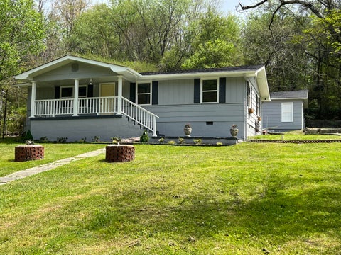 Homes For Rent - 132 Hogan Road<br/> Rossville, GA 30741
