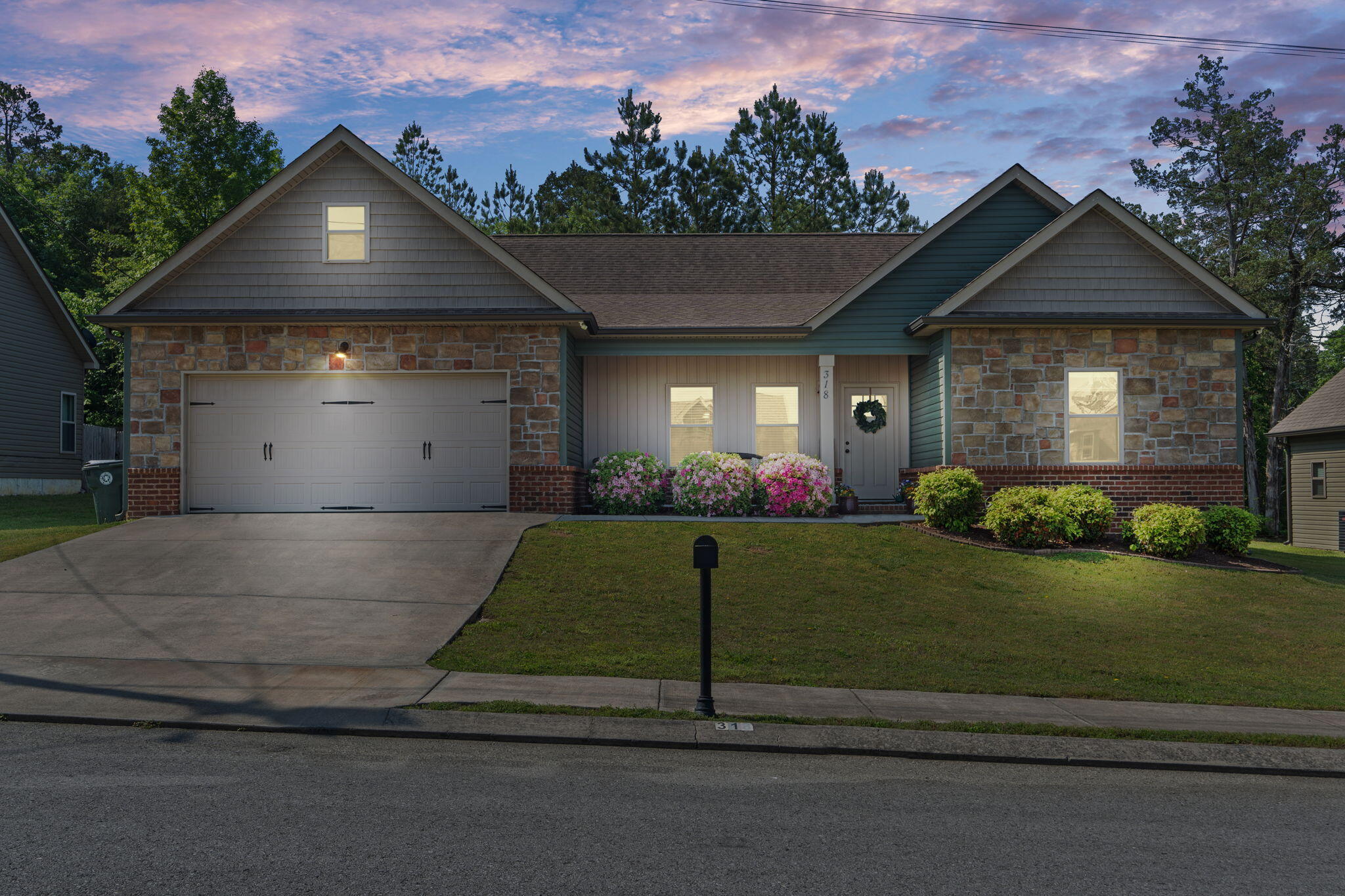 318 Franklin Circle, Fort Oglethorpe, Georgia image 2
