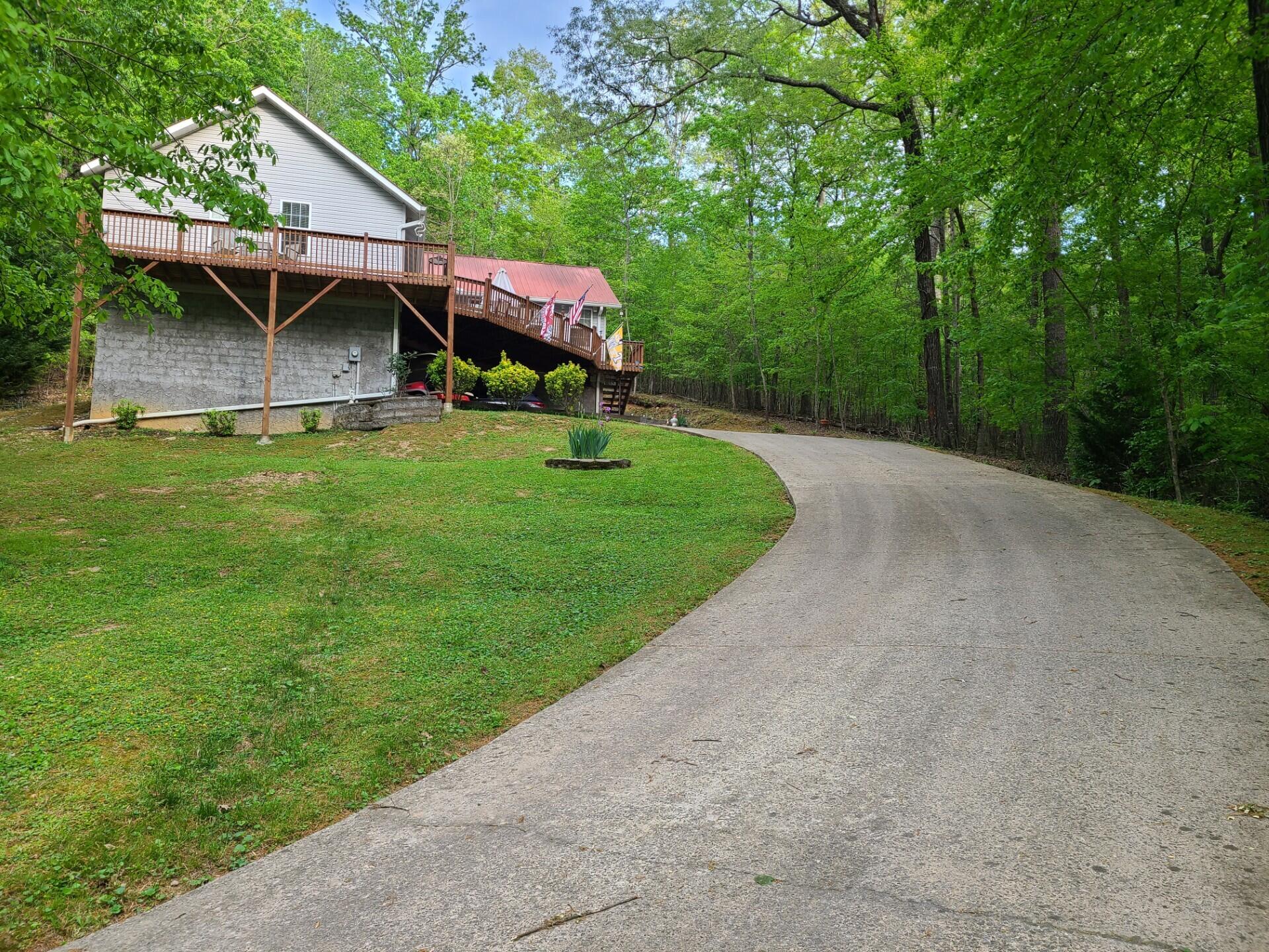7054 Ski Club Road, Harrison, Tennessee image 1