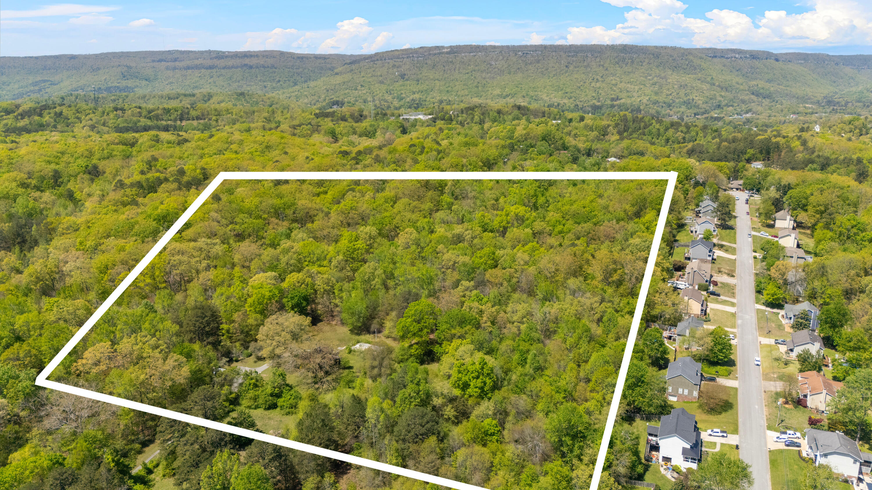 401 Laymons Road, Hixson, Tennessee image 4