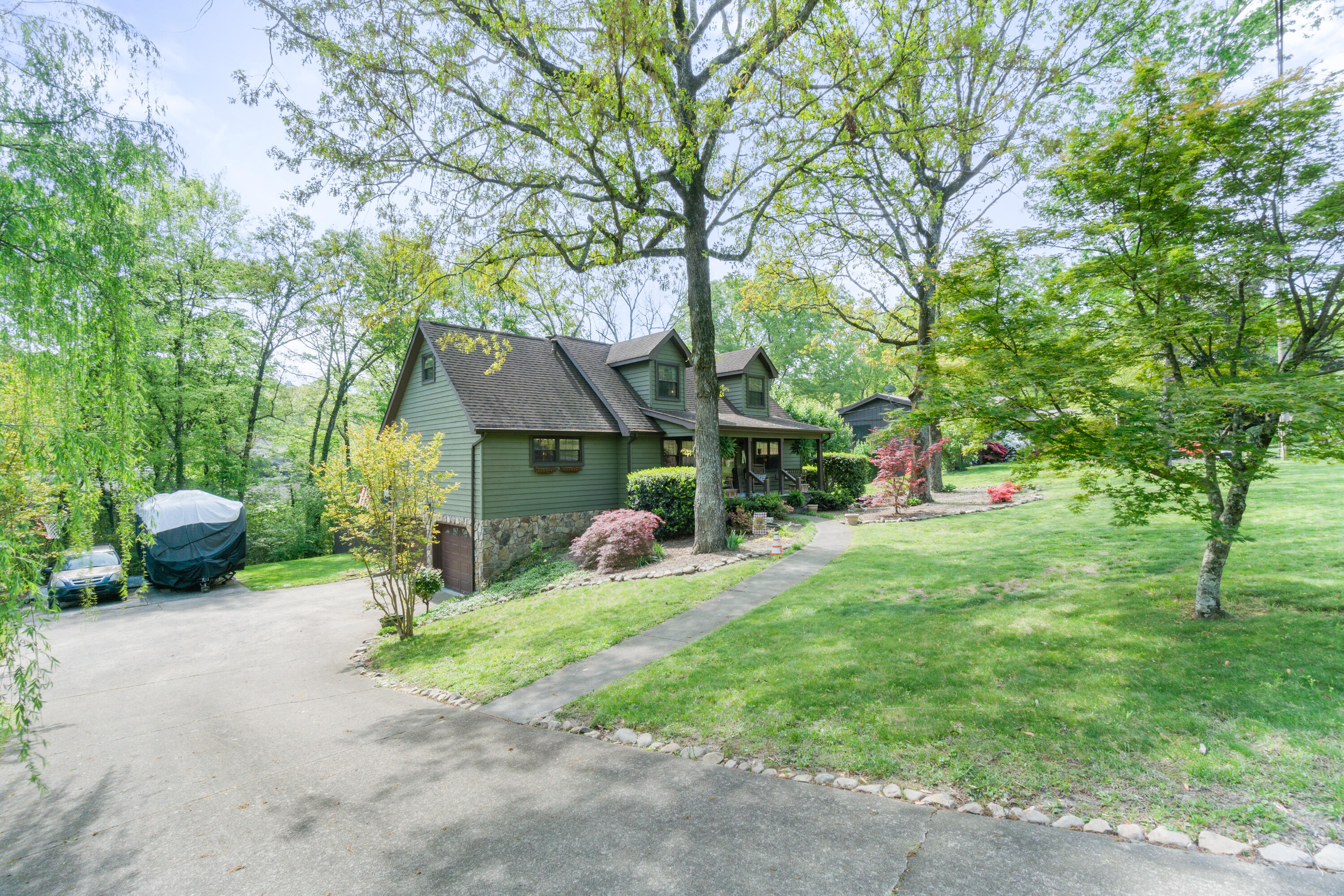 2406 Daugherty Lane, Chattanooga, Tennessee image 3