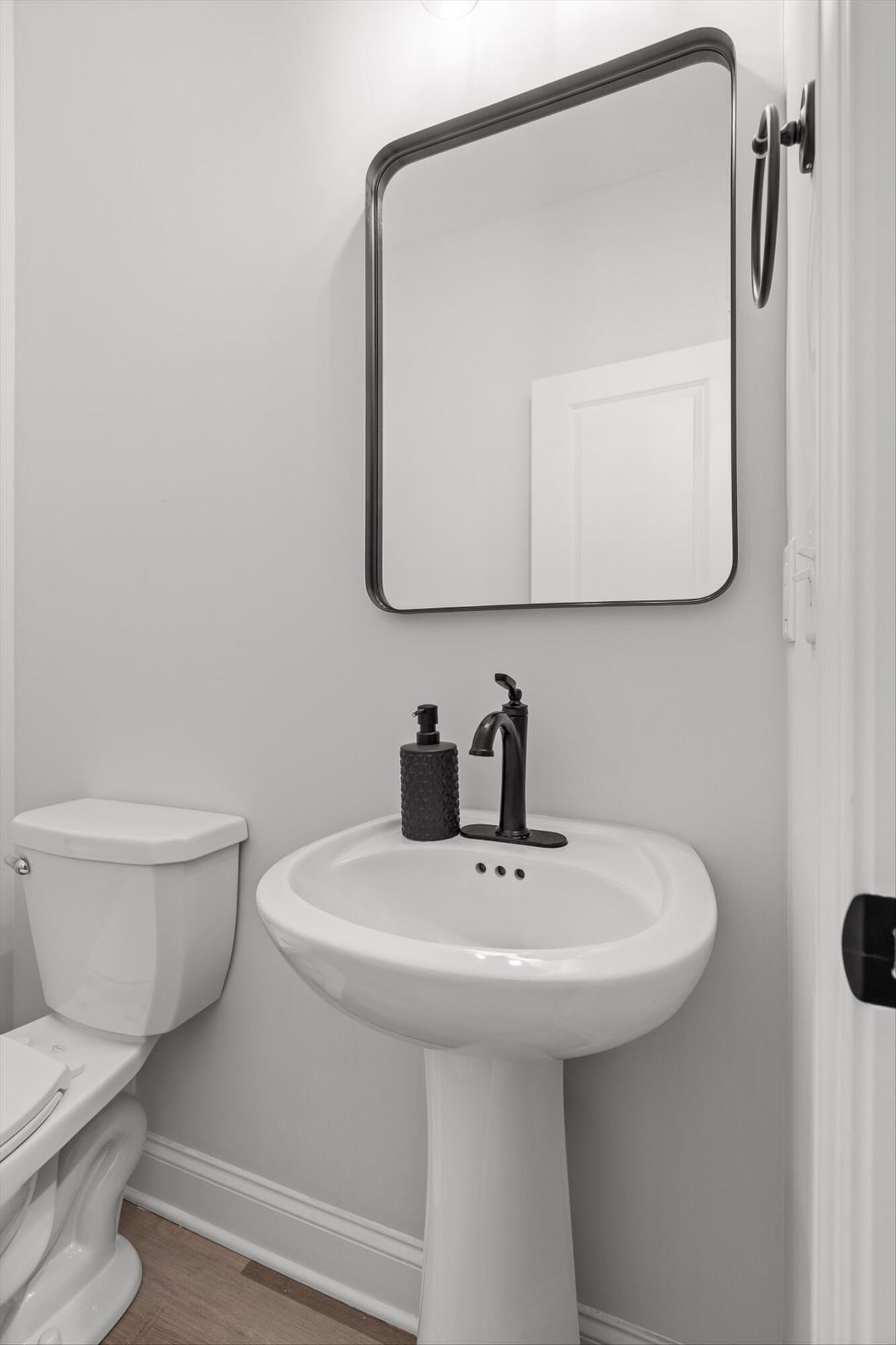 Chattanooga, Tennessee 37408, United States, 3 Bedrooms Bedrooms, ,3 BathroomsBathrooms,Residential,Active,239821