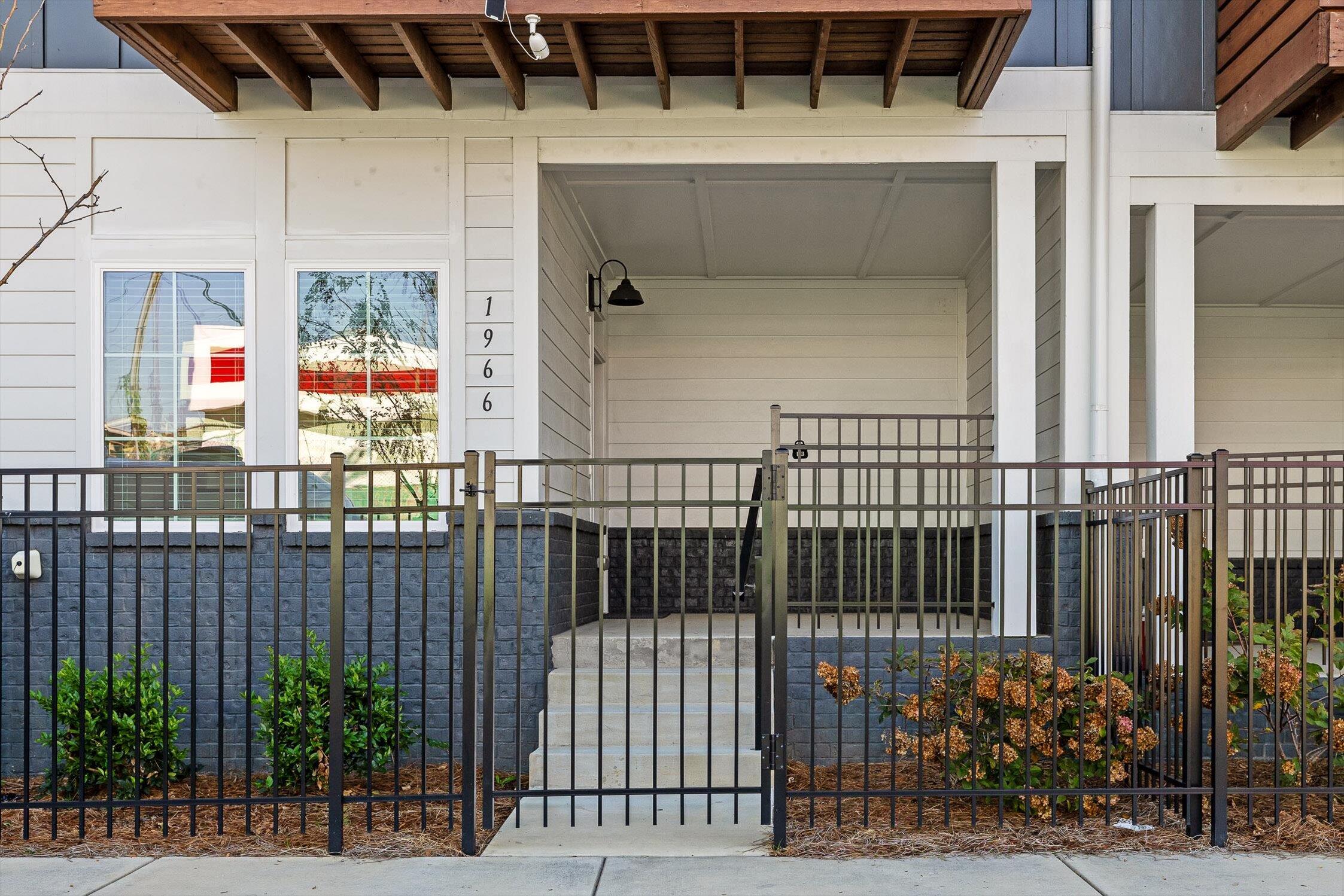 Chattanooga, Tennessee 37408, United States, 3 Bedrooms Bedrooms, ,3 BathroomsBathrooms,Residential,Active,239821