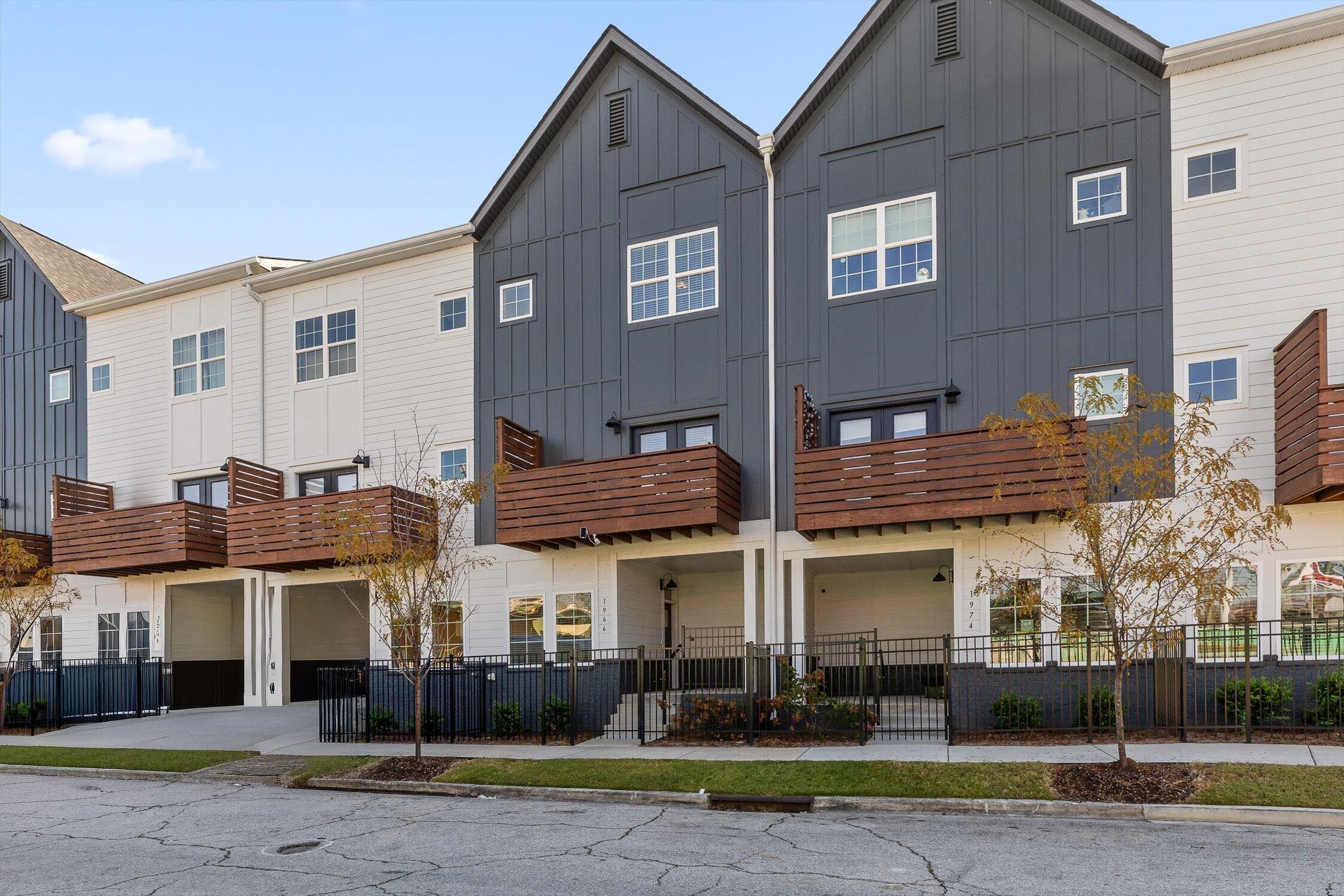 Chattanooga, Tennessee 37408, United States, 3 Bedrooms Bedrooms, ,3 BathroomsBathrooms,Residential,Active,239821