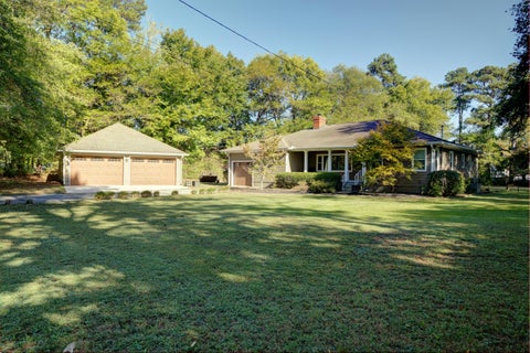 Homes For Sale - 6815 Longview Road<br/> Chattanooga, TN 37421