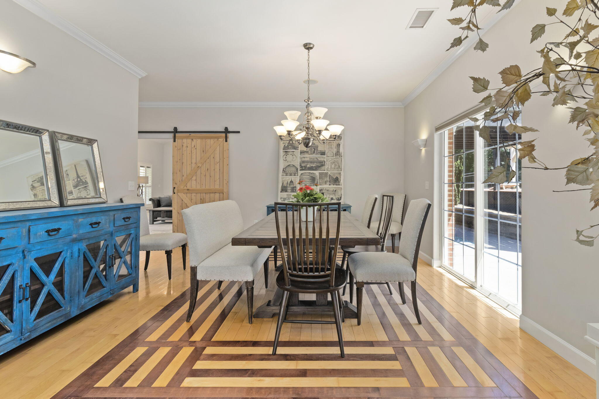 8802 Pine Ridge Road, Ooltewah, Tennessee image 10