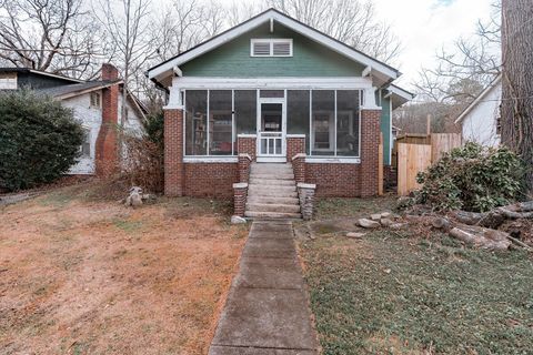 Photo of 5110 Tennessee Avenue, Chattanooga, TN 37409 (MLS # 1525764)