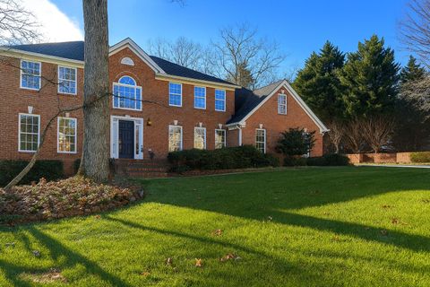 Homes For Sale - 1926 Windstone Drive<br/> Ringgold, GA 30736