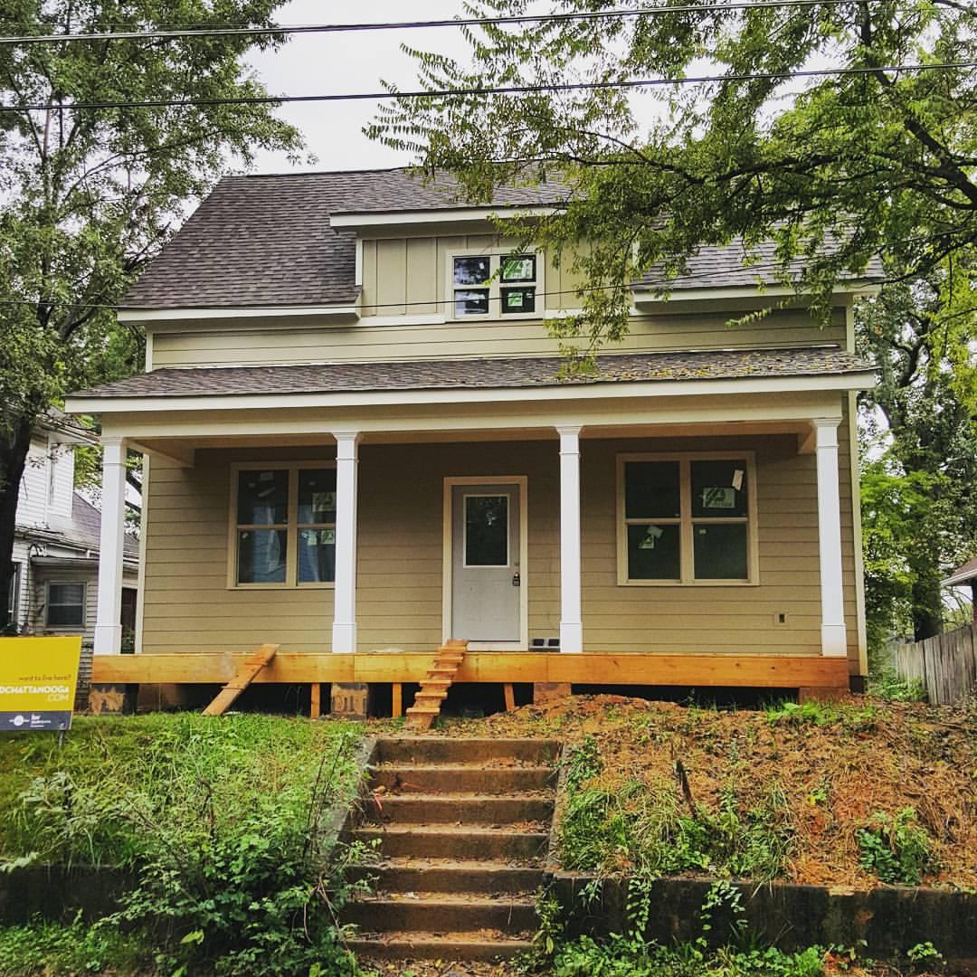 1702 Vance