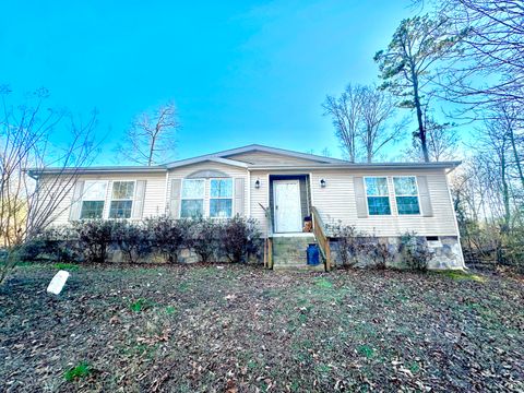 Homes For Sale - 1209 Daniels Road<br/> Dade County, Trenton, GA 30752