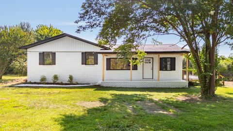 Photo of 8354 Wild Fig Lane, Ooltewah, TN 37363 (MLS # 1516530)