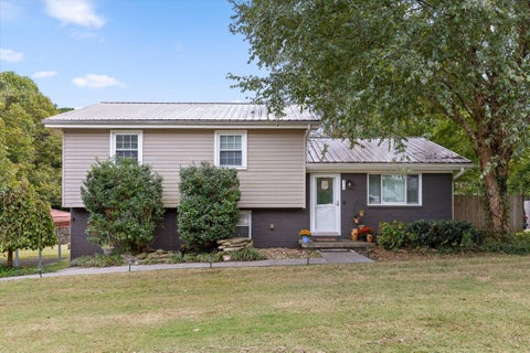 Photo of 5120 Lake Circle Drive NE, Cleveland, TN 37312 (MLS # 1544494)