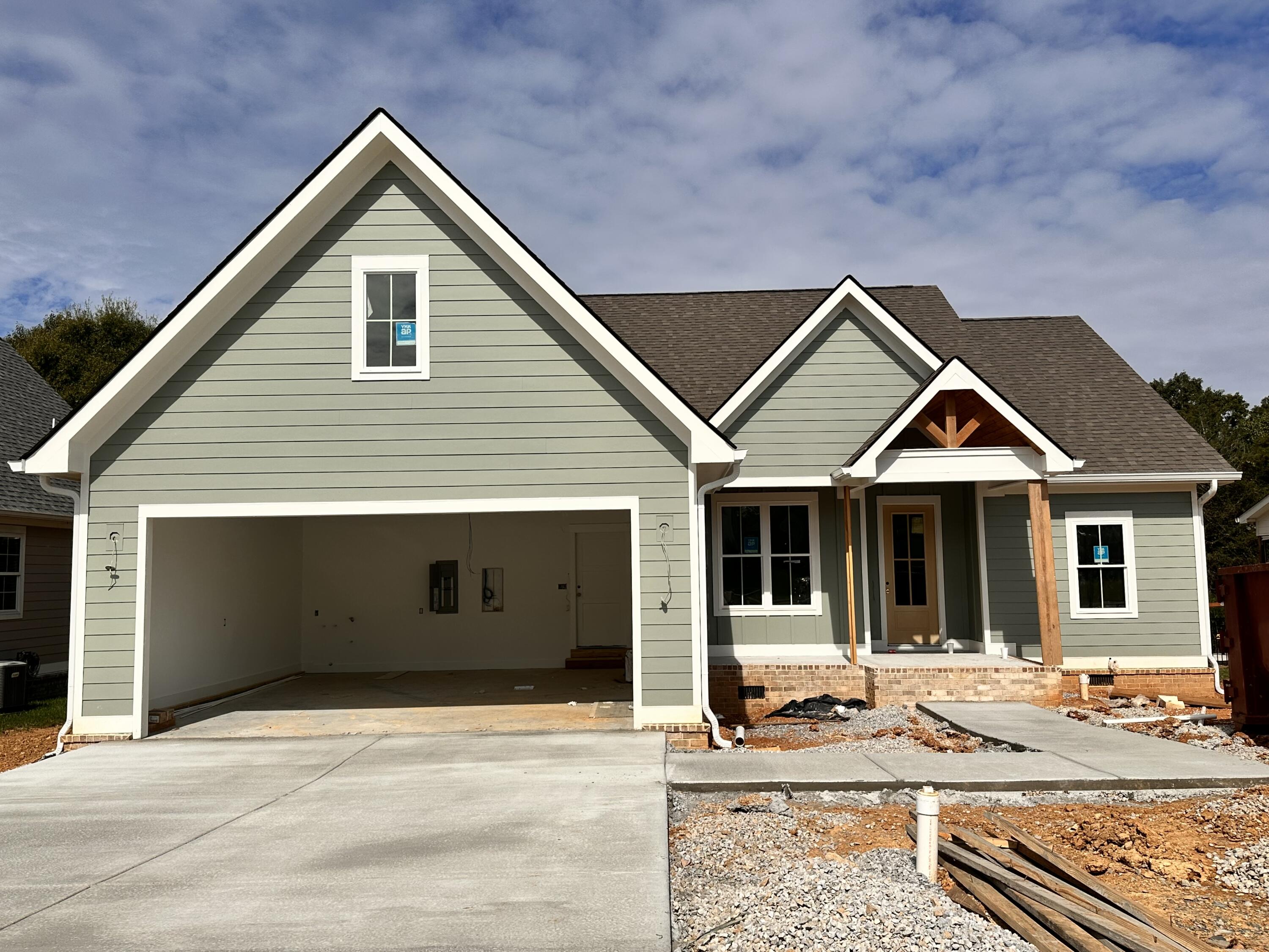 7433 Paxton Circle