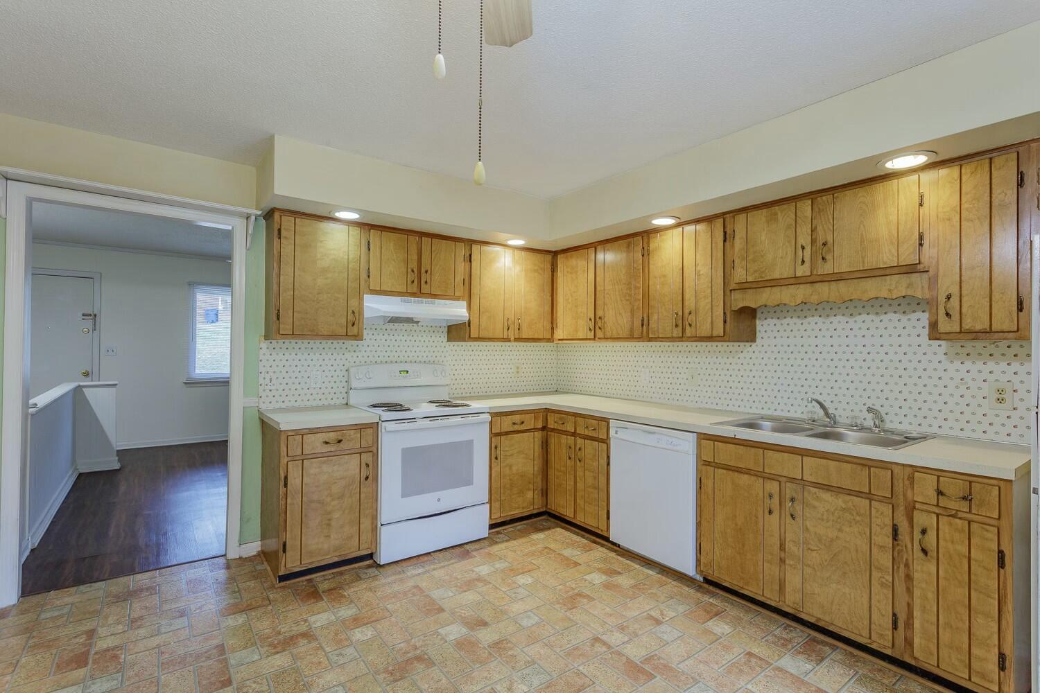 229 Sweetland Drive #A  B, Chattanooga, Tennessee image 15