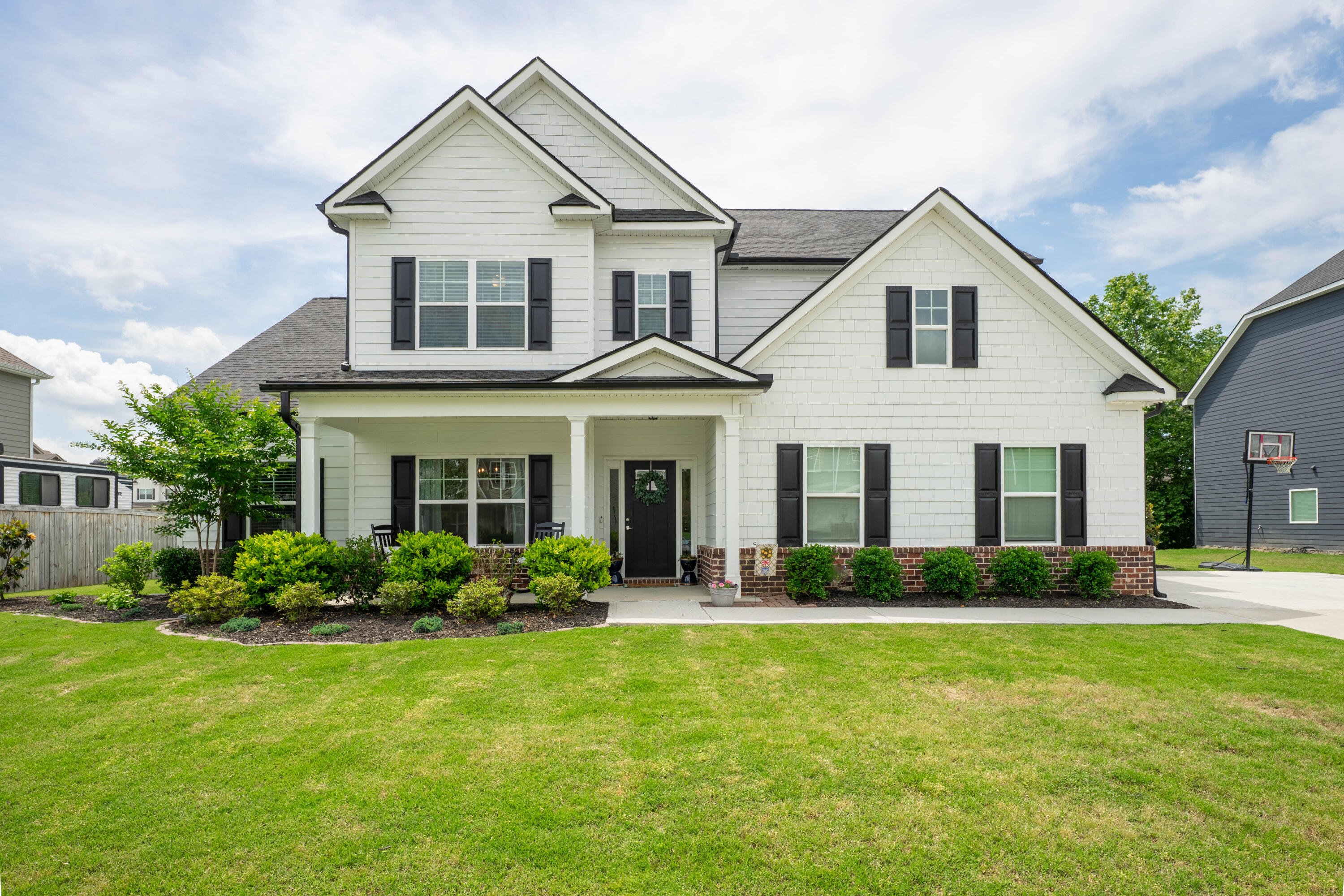 7382 Hollyhock Lane, Ooltewah, Tennessee image 1