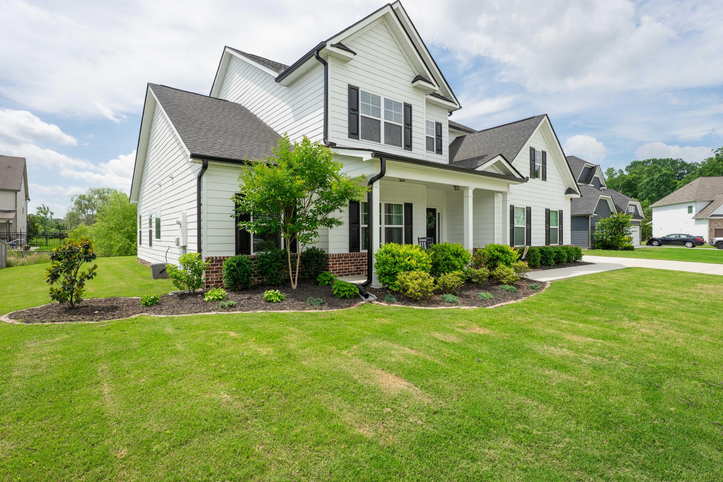 7382 Hollyhock Lane, Ooltewah, Tennessee image 2