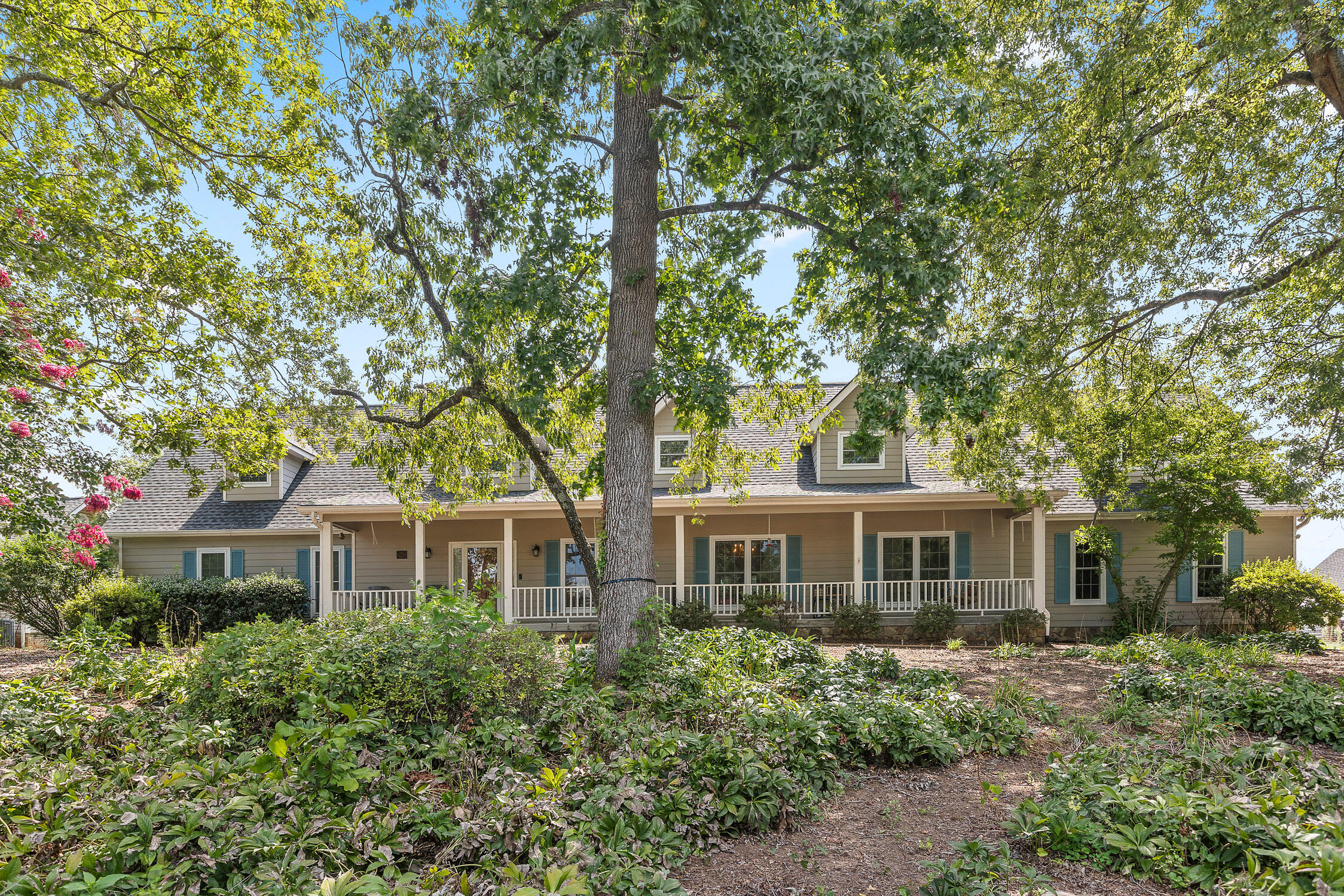 8518 Nesting Trail, Ooltewah, Tennessee image 1